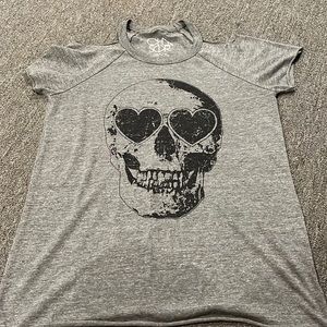 CHRLDR gray T-shirt with a Skull and cut out shoulders